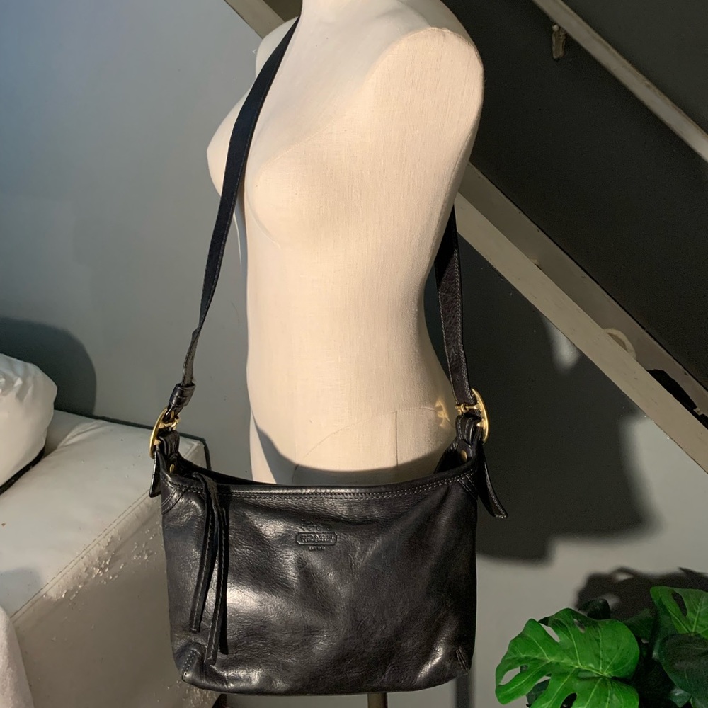 Vintage leather  Coach crossbody bag